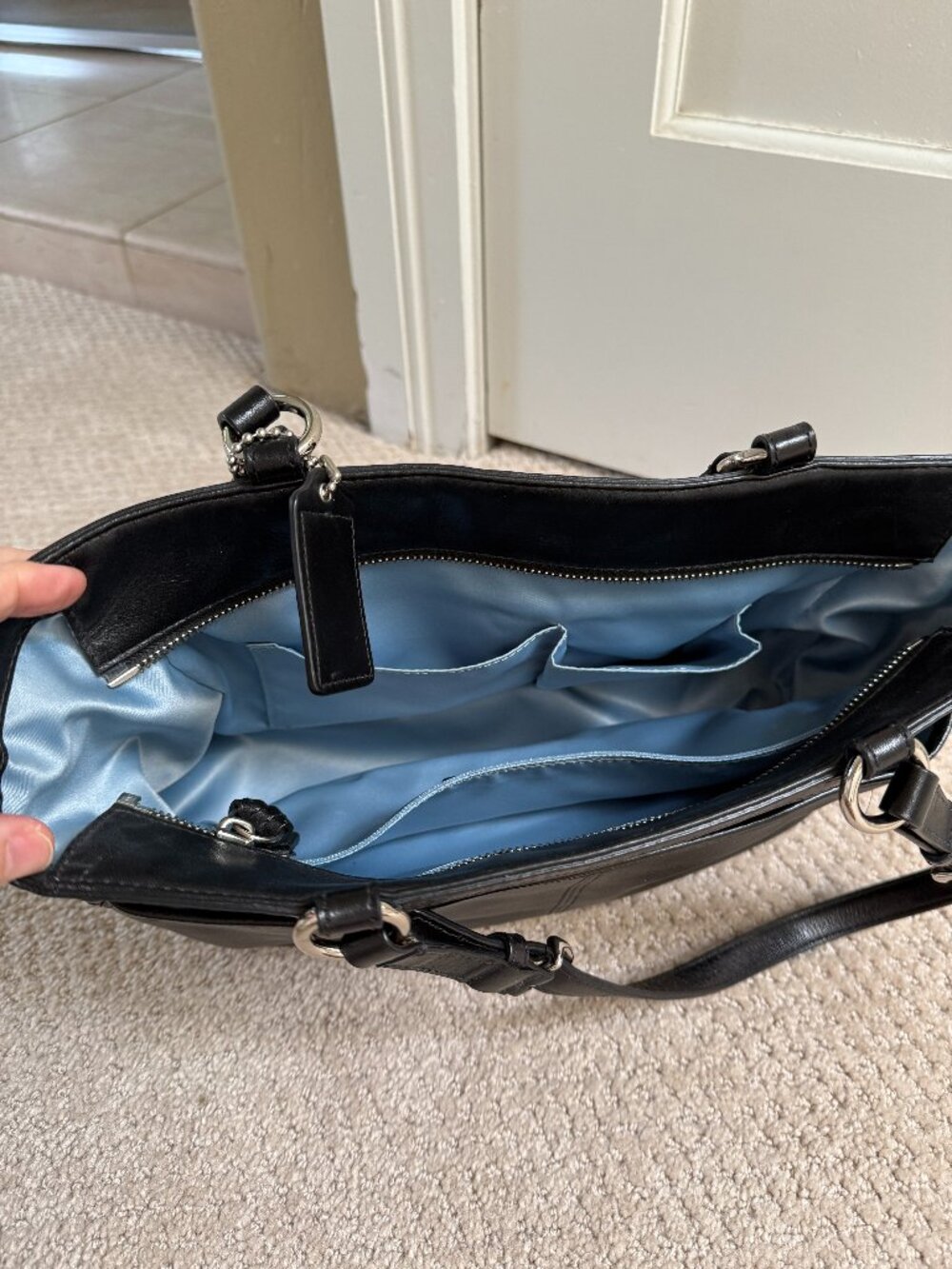VINTAGE COACH BAG - Picture 3 of 11